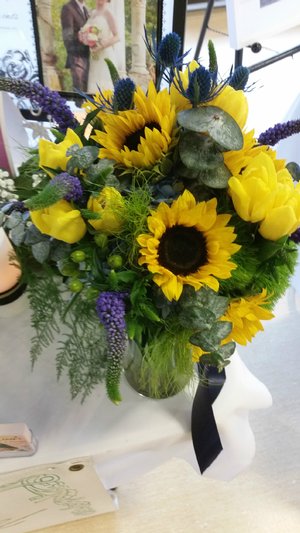 A bouquet of Sunshine! 20170122_104252.jpg