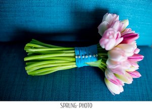 spring tulips Kim-and-Ed-Illinois-Beach-Resort-Wedding-Zion-Sprung-Photo-107_web.jpg
